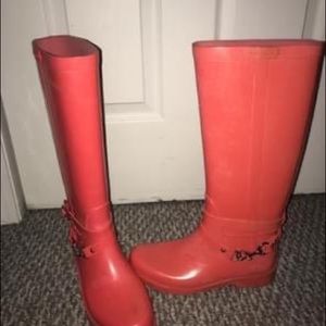 Women’s Coach Boots size 9. 🍉